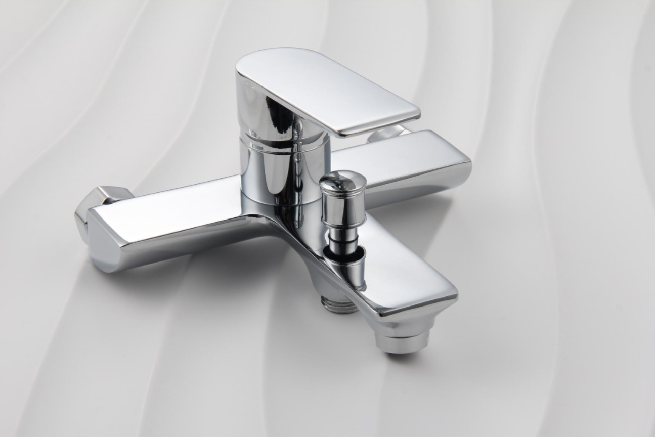 Faucet Material Selection Guide: Copper / Zinc Alloy / Stainless Steel