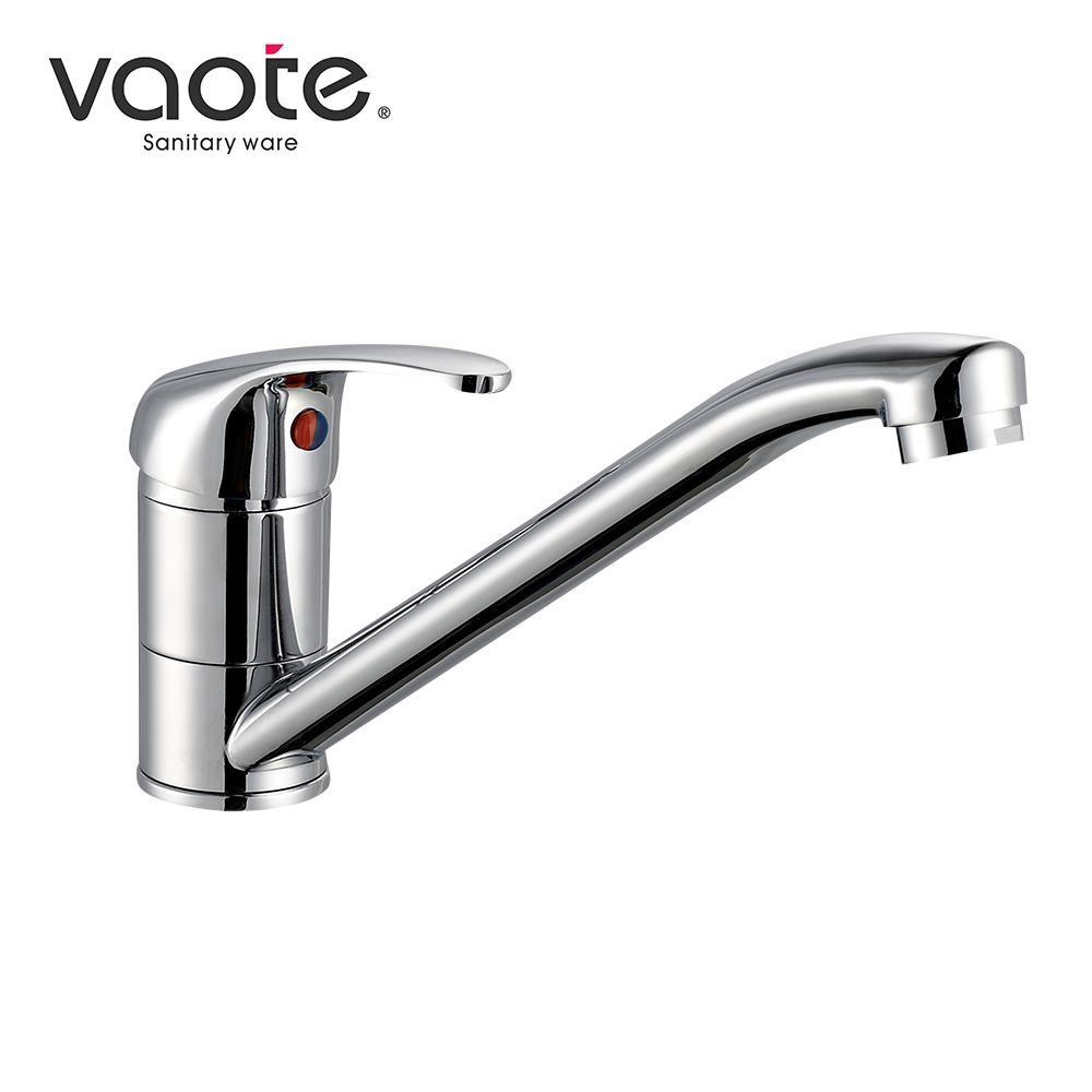 High quality brass faucet deck mounted kitchen faucet